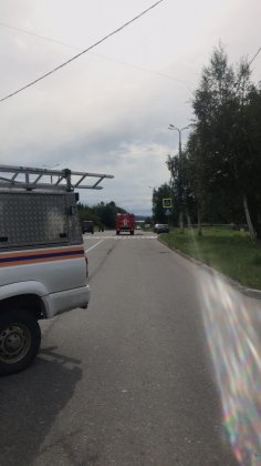 Перекрыли дорогу из-за обрыва высоковольтного провода в Апатитах