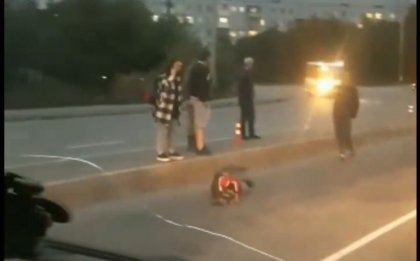 Микроавтобус сбил пешехода в Мурманске