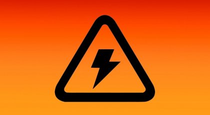 Упавшая ЛЭП оставила без электричества Зареченск и Ковдозеро