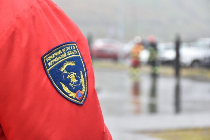 Сгорели сразу три машины на объездной трассе в Кандалакше