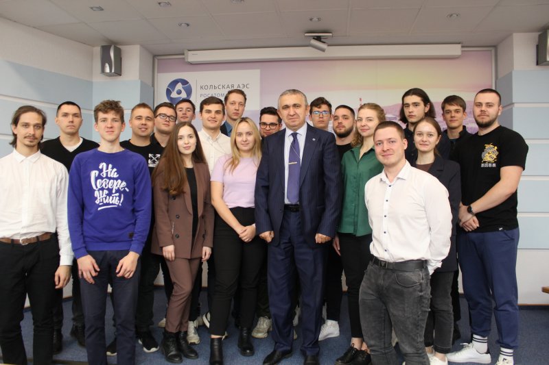 Новые сотрудники Кольской АЭС прошли обучение в «Школе молодого специалиста»