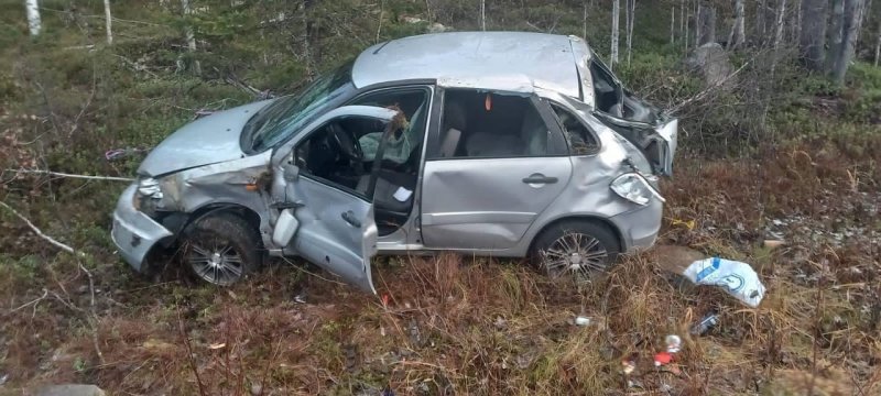 Разбилась легковушка на трассе между Кандалакшей и Алакуррти