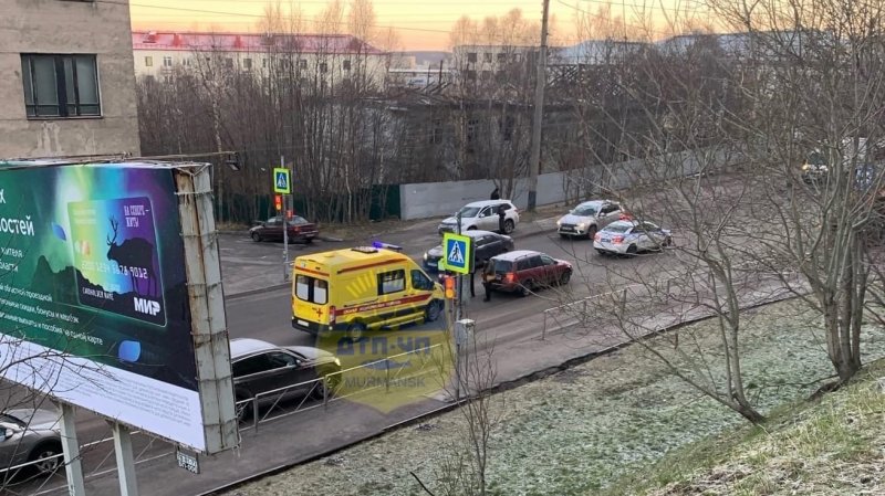 Подростка сбила на «зебре» иномарка в Мурманске