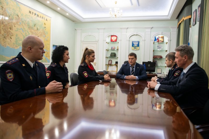 Лучших полицейских наградили в Мурманске
