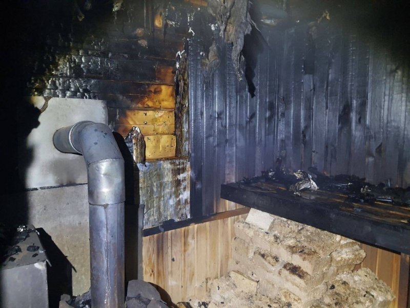 Обгорела парилка в бане Оленегорска