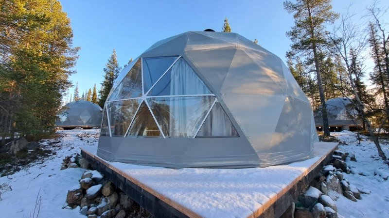 Новый комплекс глэмпингов появился в Мурманской области