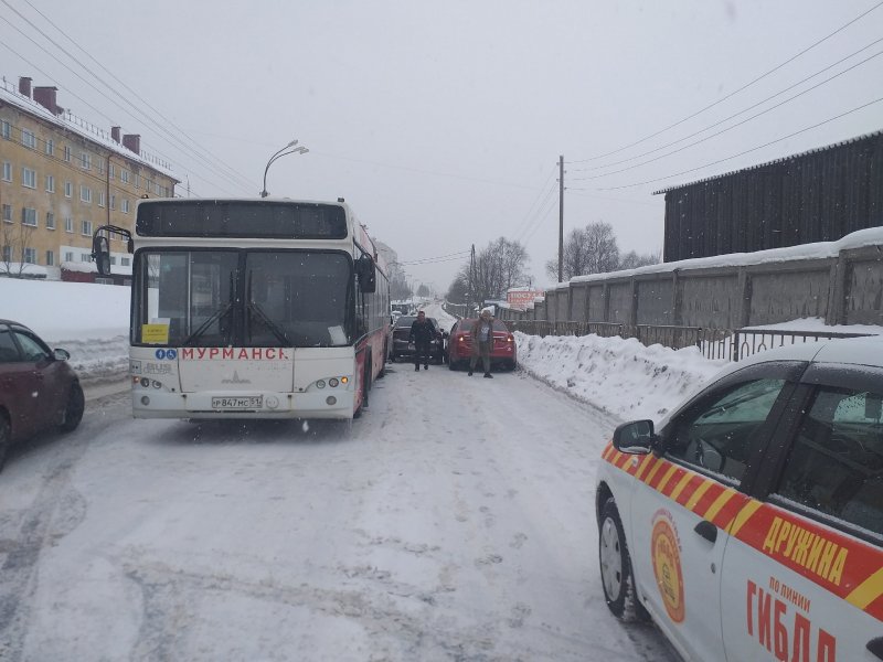 Утро началось с «Дня жестянщика» в Мурманске