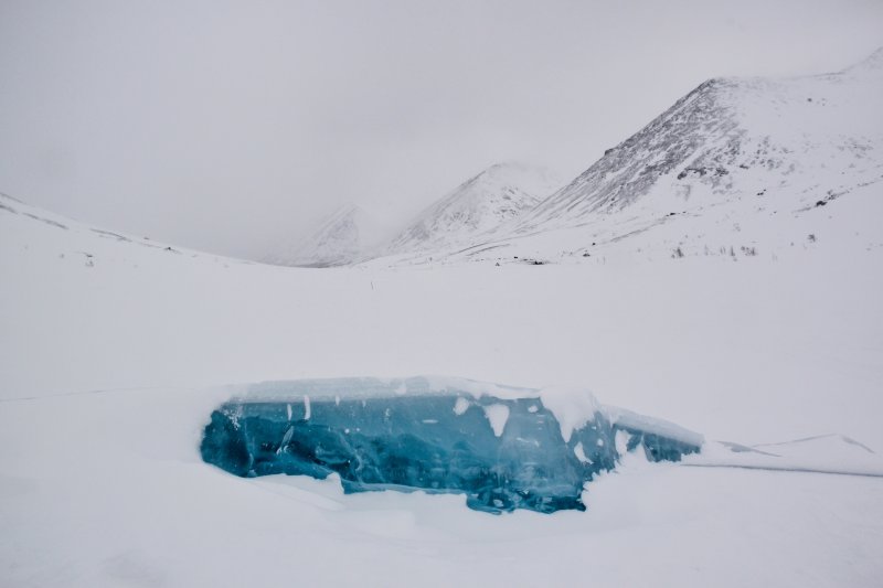 По дну горных озер можно прогуляться в Хибинах