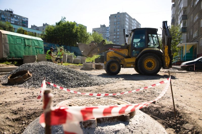 К осени кардинально изменится двор на проезде Связи в Мурманске
