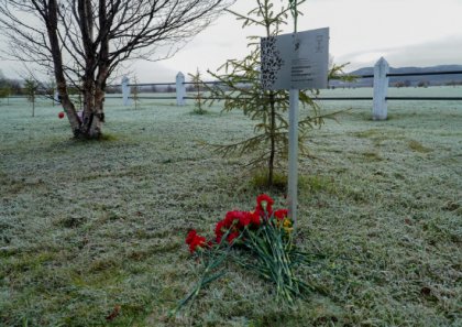 Мемориальные доски Героям России Северного флота открыли в Печенгском округе