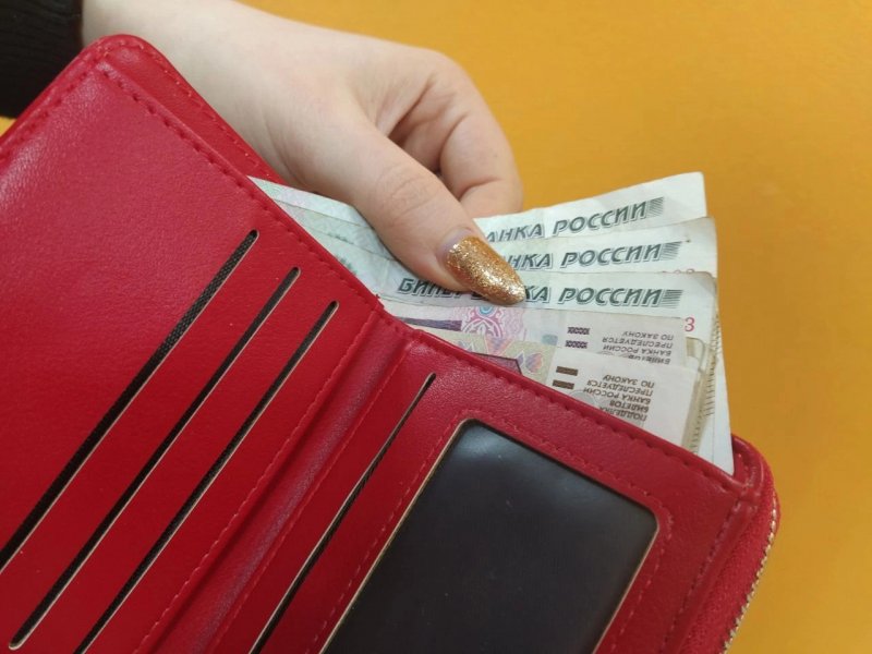 На 7,9 % повысят зарплаты бюджетникам в Мурманской области