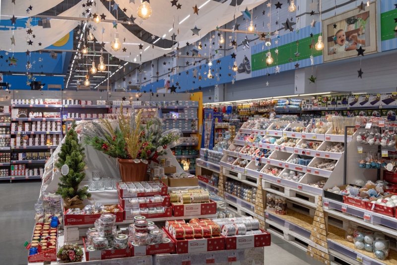 Управляющая магазина украла из сейфа 250 тысяч в Мончегорске