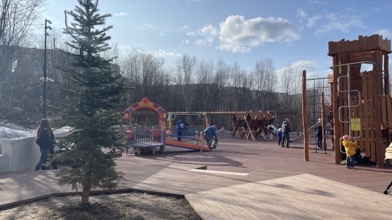 Спроектировать площадку для своего двора могут жители Мурманской области