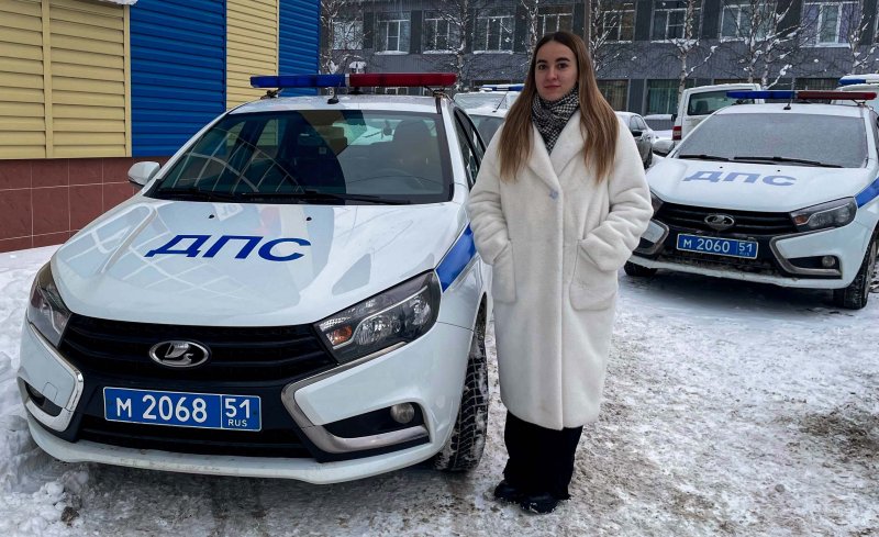 Стала полицейским на один день студентка из Апатитов