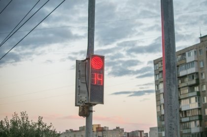 Проезд на желтый сигнал светофора в Мурманске вне закона