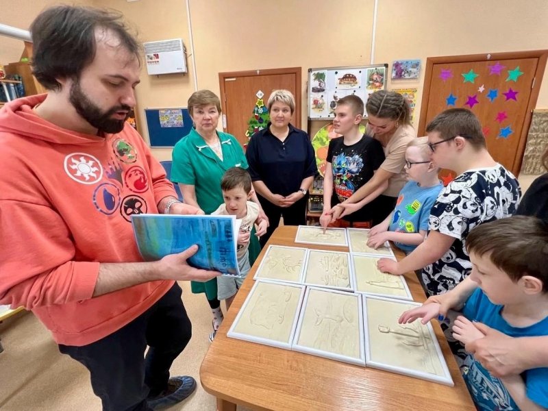 Проект по созданию тактильных картин презентовали в Снежногорске 