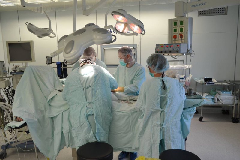 Операцию по пересадке сердца оперативно сделали жителю Кольского района