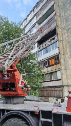 Ночью загорелся балкон у жителей Мурманска