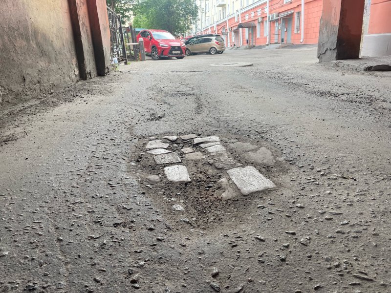Ямочный ремонт во дворах стартует в Мурманске
