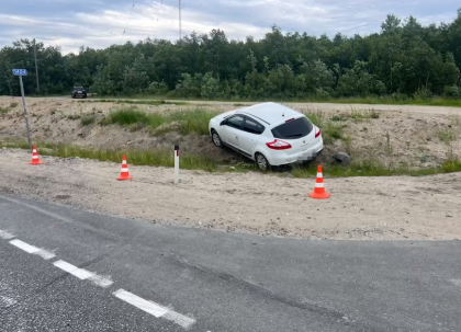 Погоню за автомобилем без номеров устроили полицейские в Мурманске