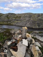 Неизвестные выломали крест на перевале Муста-Тунтури