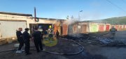 Гараж с автомобилем сгорел в Мурманске