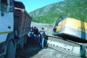 Ищут виновных в смерти водителя экскаватора в Кировске