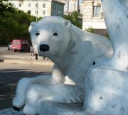 Отреставрируют "белых медведей" у ДК Моряков в Мурманске