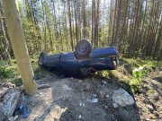 Только купленную иномарку &quot;уложил&quot; на крышу водитель в Кандалакшском районе