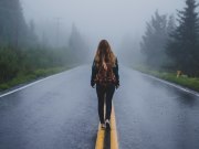 Уже 3 дня не могут найти юную девушку в Мурманске