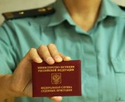 Под видом клиента пристав нашел должницу на ее работе в Апатитах