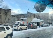 Мурманчане простаивают часы в очереди на шиномонтаж