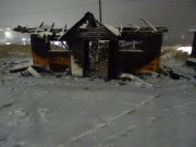 Труп в сгоревшем нежилом доме обнаружили в Умбе
