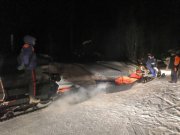 Провалились под лед на снегоходе рыбаки на Имандре