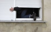 Вскрыл окно и обокрал ночью кафе житель Апатитов