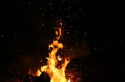 Из мести подожгли магазин приятеля в Ковдоре