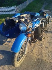 Перевернулись на мотоцикле трое в Териберке