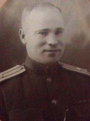 215 фото участников Великой Отечественной войны собрано для «Стены Памяти» в Кировске