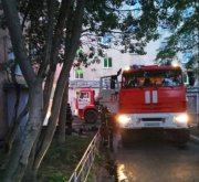 Погиб мужчина в горящей квартире в Туломе
