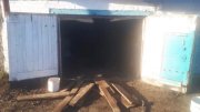 Неизвестное вещество в гараже чуть не стало причиной пожара в Заполярном