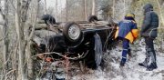 Из покореженного авто пострадавшего извлекли спасатели возле Апатитов