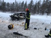 Погибли водитель и пассажир в авариях в Мурманской области
