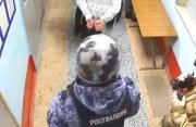 Пнул полицейского и раскаялся: уголовное дело направлено в суд Апатитов