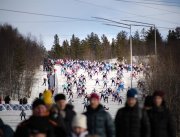 1900 гонщиков и десятки суперспортсменов заявились на мурманский лыжный марафон