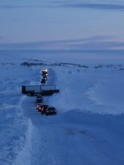 Фура заблокировала трассу в Териберку