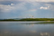 Сезон купания открыли мурманчане на озере Глубоком