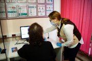 Воспользоваться сервисом выездного обслуживания МФЦ можно в Мурманской области