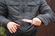 Ранил троих ножом возле ресторана: 12 лет тюрьмы грозит мурманчанину