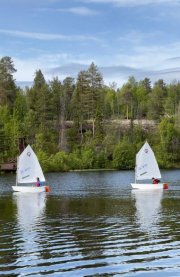Занятия по парусному спорту для детей стартовали на Туломе