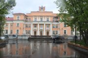 В перечень выявленных объектов культурного наследия включен Дом офицеров в Североморске 